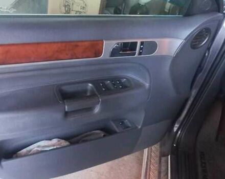 Сірий Фольксваген Туарег, об'ємом двигуна 3 л та пробігом 259 тис. км за 11734 $, фото 14 на Automoto.ua