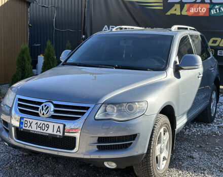 Серый Фольксваген Туарег, объемом двигателя 3 л и пробегом 224 тыс. км за 11500 $, фото 4 на Automoto.ua