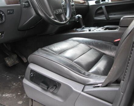 Сірий Фольксваген Туарег, об'ємом двигуна 3.6 л та пробігом 156 тис. км за 8500 $, фото 8 на Automoto.ua