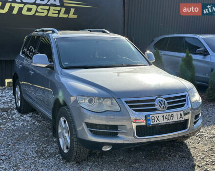 Серый Фольксваген Туарег, объемом двигателя 3 л и пробегом 224 тыс. км за 11500 $, фото 9 на Automoto.ua