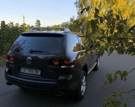 Сірий Фольксваген Туарег, об'ємом двигуна 3 л та пробігом 322 тис. км за 10800 $, фото 3 на Automoto.ua