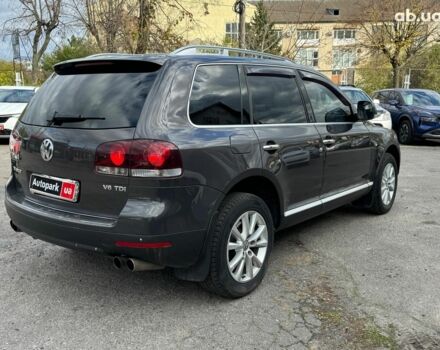 Серый Фольксваген Туарег, объемом двигателя 3 л и пробегом 400 тыс. км за 11890 $, фото 5 на Automoto.ua