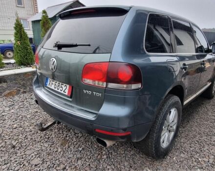 Серый Фольксваген Туарег, объемом двигателя 2.5 л и пробегом 296 тыс. км за 6200 $, фото 4 на Automoto.ua