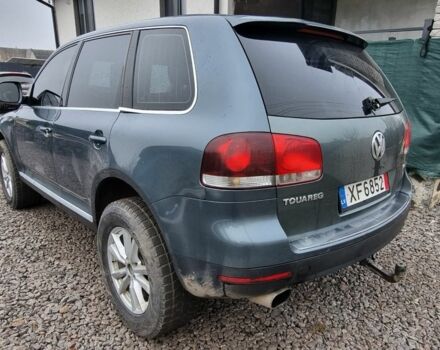 Серый Фольксваген Туарег, объемом двигателя 2.5 л и пробегом 296 тыс. км за 6200 $, фото 5 на Automoto.ua