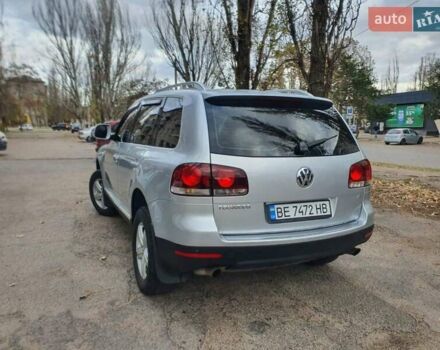 Серый Фольксваген Туарег, объемом двигателя 0 л и пробегом 250 тыс. км за 10199 $, фото 2 на Automoto.ua