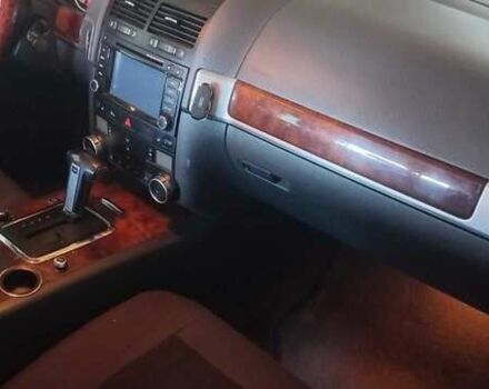 Сірий Фольксваген Туарег, об'ємом двигуна 3 л та пробігом 259 тис. км за 11734 $, фото 7 на Automoto.ua