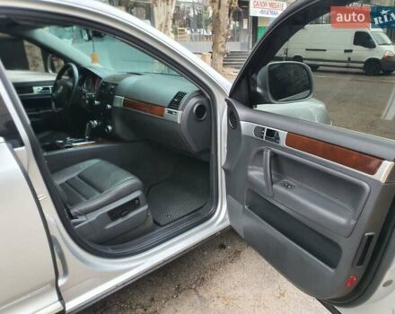 Серый Фольксваген Туарег, объемом двигателя 0 л и пробегом 250 тыс. км за 10199 $, фото 15 на Automoto.ua