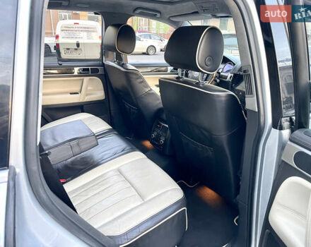 Сірий Фольксваген Туарег, об'ємом двигуна 3.6 л та пробігом 197 тис. км за 10700 $, фото 37 на Automoto.ua