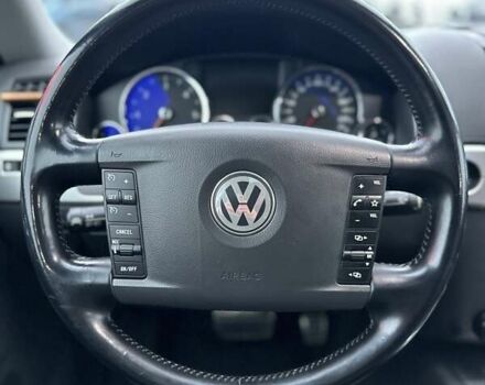 Сірий Фольксваген Туарег, об'ємом двигуна 2.97 л та пробігом 285 тис. км за 13400 $, фото 30 на Automoto.ua