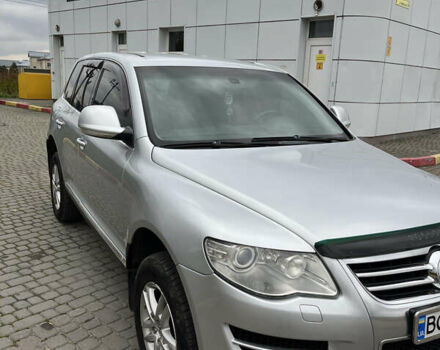 Серый Фольксваген Туарег, объемом двигателя 2.5 л и пробегом 273 тыс. км за 9500 $, фото 20 на Automoto.ua