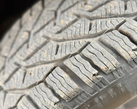 Серый Фольксваген Туарег, объемом двигателя 2.97 л и пробегом 264 тыс. км за 10500 $, фото 7 на Automoto.ua