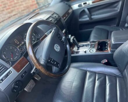 Фольксваген Туарег 2008 в Славянске на Automoto.ua Серый Фольксваген Туарег, объемом двигателя 3 л и пробегом 300 тыс. км за 10500 $, фото 2 на Automoto.ua