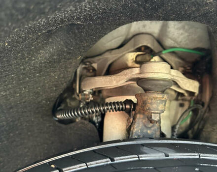 Серый Фольксваген Туарег, объемом двигателя 3 л и пробегом 265 тыс. км за 11500 $, фото 9 на Automoto.ua