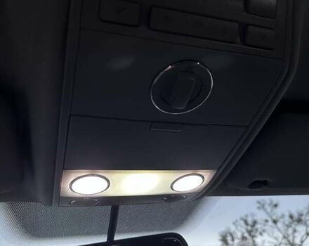 Сірий Фольксваген Туарег, об'ємом двигуна 2.97 л та пробігом 285 тис. км за 13400 $, фото 32 на Automoto.ua