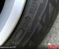 Серый Фольксваген Туарег, объемом двигателя 3 л и пробегом 327 тыс. км за 10900 $, фото 2 на Automoto.ua