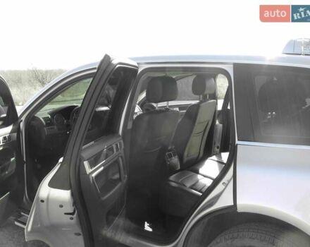 Сірий Фольксваген Туарег, об'ємом двигуна 3.6 л та пробігом 294 тис. км за 8500 $, фото 5 на Automoto.ua