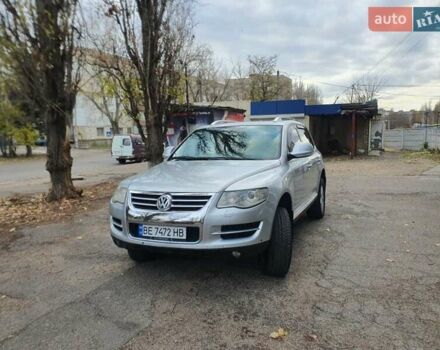 Серый Фольксваген Туарег, объемом двигателя 0 л и пробегом 250 тыс. км за 10199 $, фото 4 на Automoto.ua