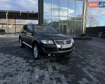 Сірий Фольксваген Туарег, об'ємом двигуна 3 л та пробігом 267 тис. км за 13500 $, фото 18 на Automoto.ua