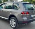 Сірий Фольксваген Туарег, об'ємом двигуна 2.97 л та пробігом 273 тис. км за 11000 $, фото 5 на Automoto.ua