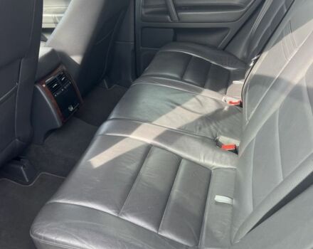 Серый Фольксваген Туарег, объемом двигателя 0 л и пробегом 180 тыс. км за 15800 $, фото 3 на Automoto.ua