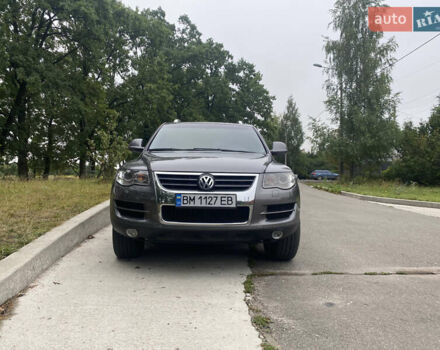 Серый Фольксваген Туарег, объемом двигателя 3 л и пробегом 332 тыс. км за 11600 $, фото 3 на Automoto.ua