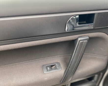 Серый Фольксваген Туарег, объемом двигателя 2.5 л и пробегом 277 тыс. км за 10500 $, фото 21 на Automoto.ua