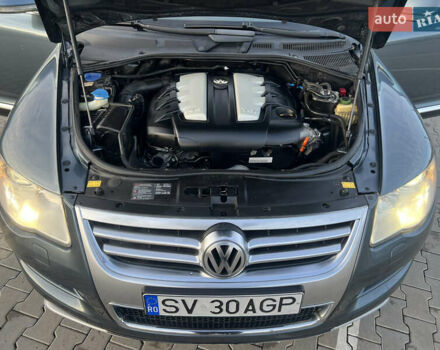 Серый Фольксваген Туарег, объемом двигателя 3 л и пробегом 260 тыс. км за 6599 $, фото 15 на Automoto.ua