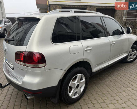 Серый Фольксваген Туарег, объемом двигателя 3 л и пробегом 369 тыс. км за 12500 $, фото 15 на Automoto.ua