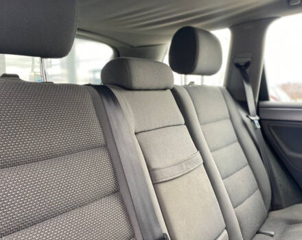 Серый Фольксваген Туарег, объемом двигателя 2.5 л и пробегом 277 тыс. км за 10500 $, фото 24 на Automoto.ua