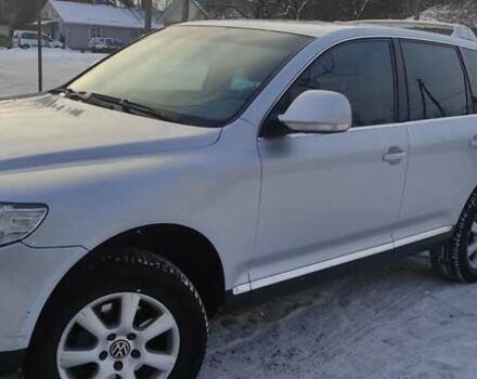 Серый Фольксваген Туарег, объемом двигателя 3 л и пробегом 226 тыс. км за 16000 $, фото 2 на Automoto.ua