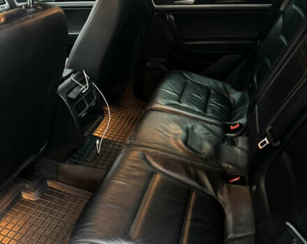 Серый Фольксваген Туарег, объемом двигателя 2.97 л и пробегом 360 тыс. км за 15300 $, фото 19 на Automoto.ua