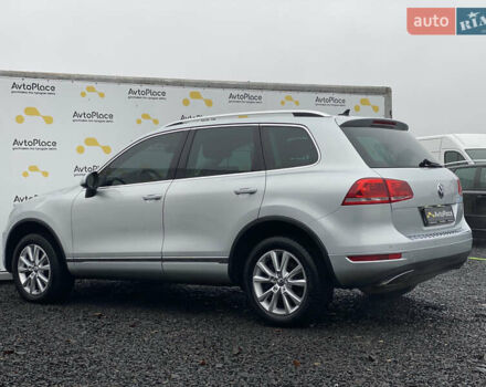 Серый Фольксваген Туарег, объемом двигателя 2.97 л и пробегом 311 тыс. км за 17300 $, фото 20 на Automoto.ua