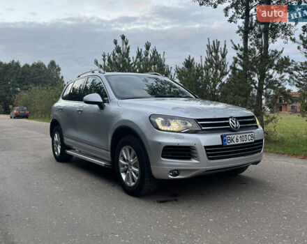 Серый Фольксваген Туарег, объемом двигателя 2.97 л и пробегом 360 тыс. км за 15300 $, фото 6 на Automoto.ua