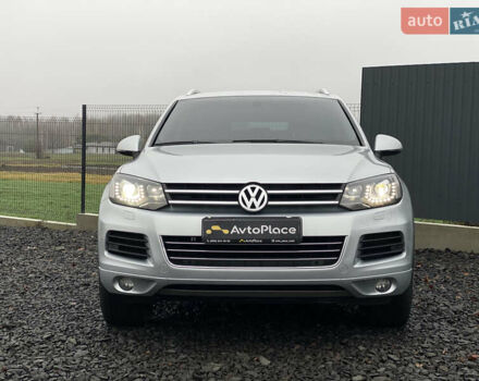 Серый Фольксваген Туарег, объемом двигателя 2.97 л и пробегом 311 тыс. км за 17300 $, фото 41 на Automoto.ua