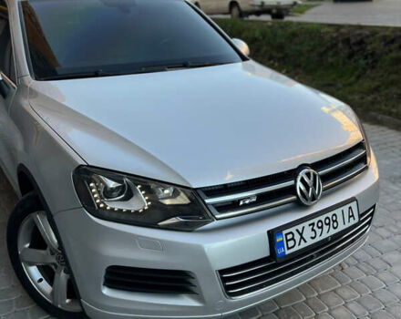 Серый Фольксваген Туарег, объемом двигателя 3 л и пробегом 317 тыс. км за 16499 $, фото 18 на Automoto.ua