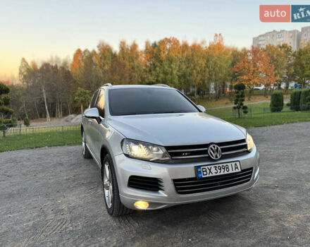 Фольксваген Туарег 2010 в Хмельницком на Automoto.ua Серый Фольксваген Туарег, объемом двигателя 2.97 л и пробегом 317 тыс. км за 15500 $, фото 86 на Automoto.ua