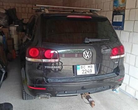 Серый Фольксваген Туарег, объемом двигателя 2.97 л и пробегом 301 тыс. км за 13500 $, фото 4 на Automoto.ua