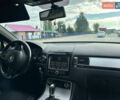 Фольксваген Туарег 2010 в Ковель на Automoto.ua Серый Фольксваген Туарег, объемом двигателя 2.97 л и пробегом 340 тыс. км за 19599 $, фото 10 на Automoto.ua