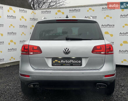 Серый Фольксваген Туарег, объемом двигателя 2.97 л и пробегом 311 тыс. км за 17300 $, фото 19 на Automoto.ua