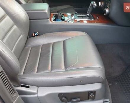 Серый Фольксваген Туарег, объемом двигателя 3 л и пробегом 225 тыс. км за 16900 $, фото 8 на Automoto.ua