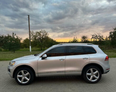 Сірий Фольксваген Туарег, об'ємом двигуна 2.97 л та пробігом 269 тис. км за 16500 $, фото 3 на Automoto.ua