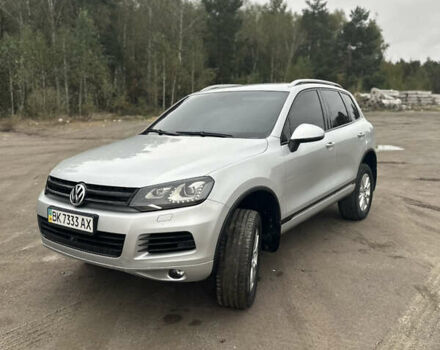 Сірий Фольксваген Туарег, об'ємом двигуна 2.97 л та пробігом 200 тис. км за 15500 $, фото 2 на Automoto.ua