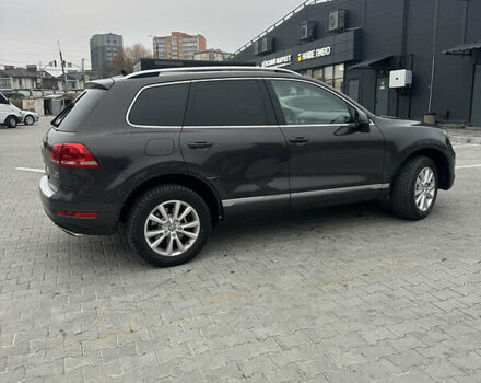 Серый Фольксваген Туарег, объемом двигателя 2.97 л и пробегом 212 тыс. км за 19900 $, фото 6 на Automoto.ua