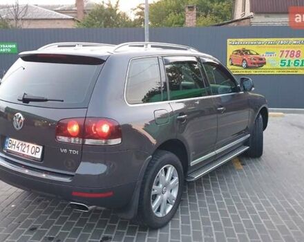 Серый Фольксваген Туарег, объемом двигателя 3 л и пробегом 225 тыс. км за 16900 $, фото 13 на Automoto.ua