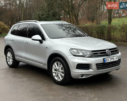 Сірий Фольксваген Туарег, об'ємом двигуна 2.97 л та пробігом 318 тис. км за 17600 $, фото 6 на Automoto.ua