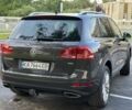 Сірий Фольксваген Туарег, об'ємом двигуна 3 л та пробігом 222 тис. км за 17000 $, фото 6 на Automoto.ua