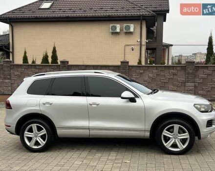 Серый Фольксваген Туарег, объемом двигателя 3 л и пробегом 298 тыс. км за 15500 $, фото 8 на Automoto.ua