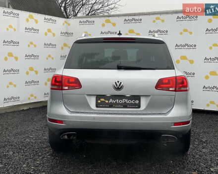 Серый Фольксваген Туарег, объемом двигателя 2.97 л и пробегом 311 тыс. км за 17300 $, фото 18 на Automoto.ua