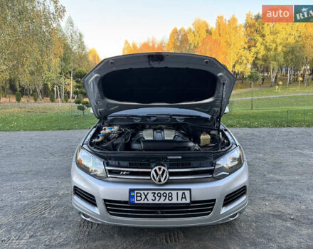 Фольксваген Туарег 2010 в Хмельницком на Automoto.ua Серый Фольксваген Туарег, объемом двигателя 2.97 л и пробегом 317 тыс. км за 15500 $, фото 22 на Automoto.ua