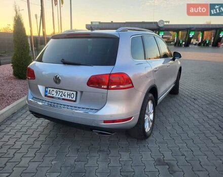 Серый Фольксваген Туарег, объемом двигателя 3 л и пробегом 310 тыс. км за 18500 $, фото 12 на Automoto.ua